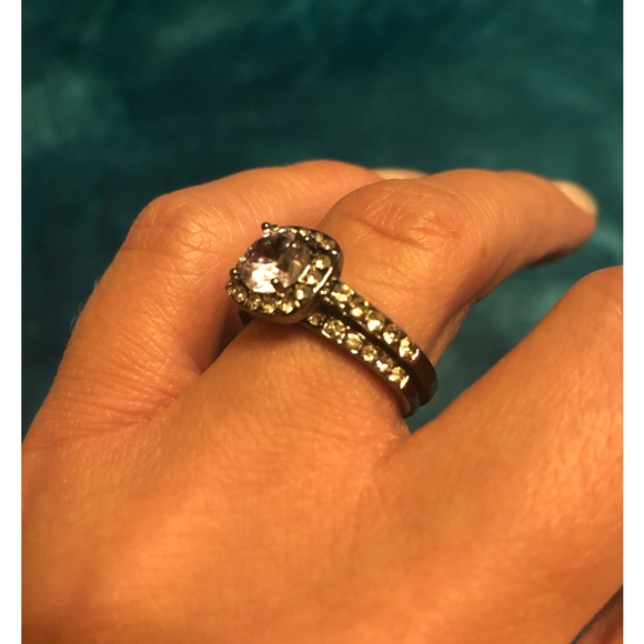 Bridal Set; Stainless Steel (Dark); Zircon; Size 8 - Picture 5 of 10